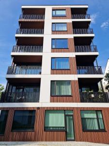 379896654 3645819932361550 6794518107295545344 n