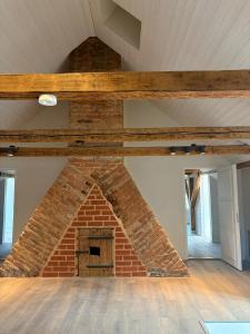 491162368 1173823331200648 736123174321780828 n-1