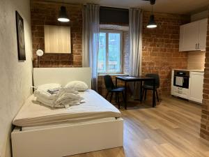 8310f715-92f5-495c-bc5a-71419b93e525